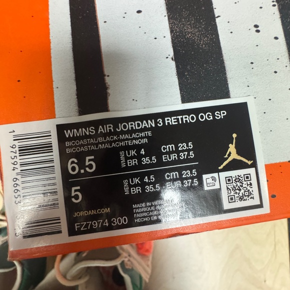 Jordan 3 Retro SP Nina Chanel Abney Bicoastal (Women's) - Picture 14 of 15